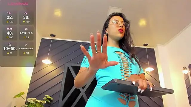 zoe_martins_ on StripChat