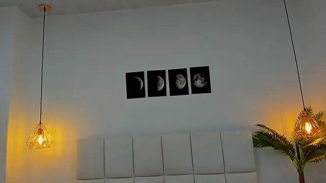 zoe_rivers on StripChat