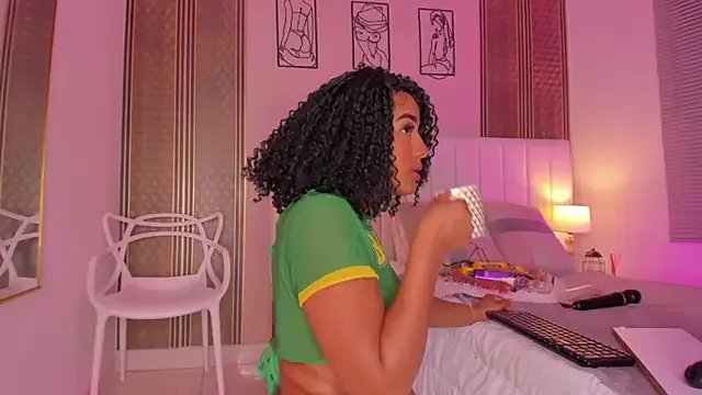 zoe_sky_ on StripChat