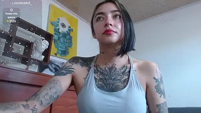 ZoeBakers_ on StripChat