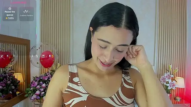 ZOEBARLOWE on StripChat