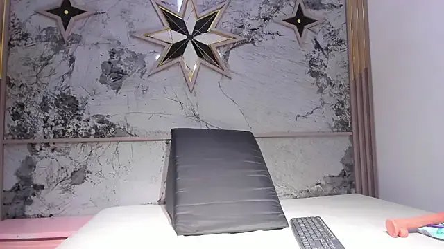 ZoeCollin on StripChat