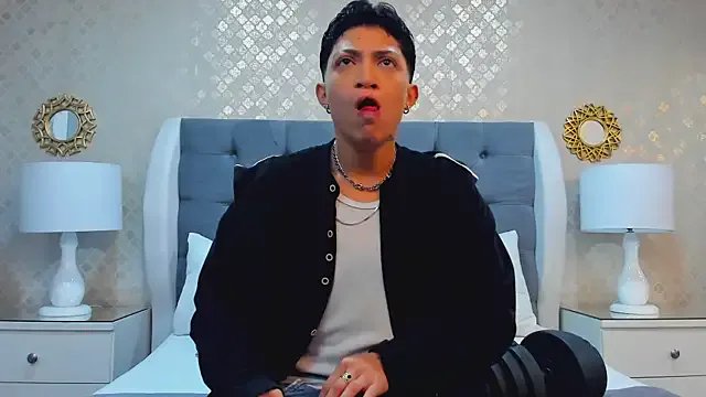 Freechat ZoeKrug on StripChat