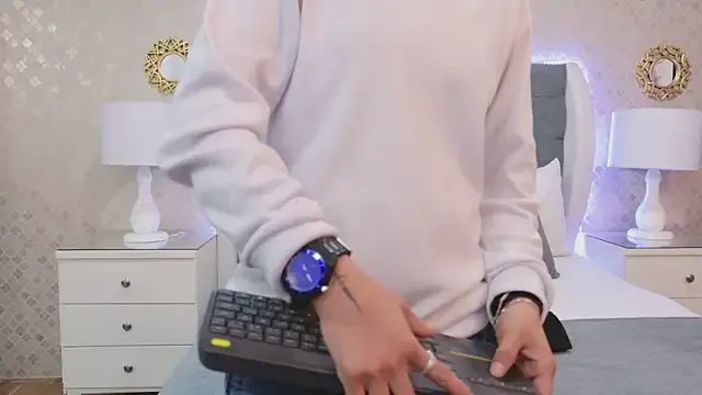 Freechat ZoeKrug on StripChat