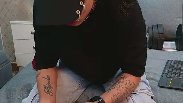 Freechat ZoeKrug on StripChat