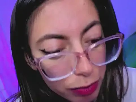 zylla_storn — hi zylla how cute you are