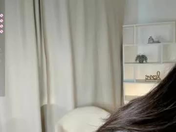 bridgetbottrell model from Chaturbate