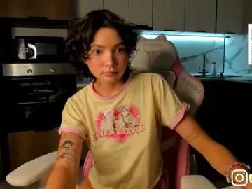 bzzzme model from Chaturbate