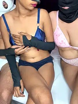 Photos of Adult_missandmr from StripChat is Freechat