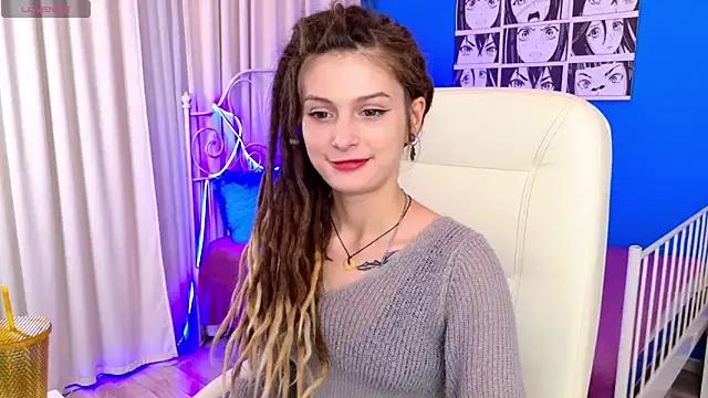 Photos of AnTikaMy from StripChat is Freechat