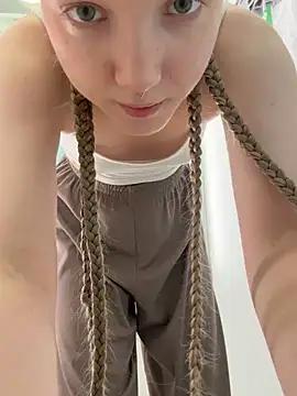 Photos of bambi_lu from StripChat is Freechat
