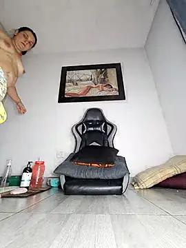 Photos of big_pusyy from StripChat is Freechat
