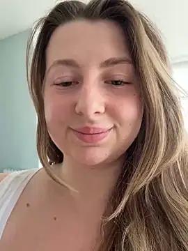 Photos of curvyflawless from StripChat is Private