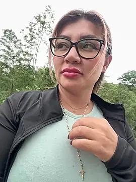 Photos of DIANITA_1988 from StripChat is Freechat