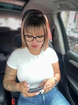 Photos of DIANITA_1988 from StripChat is Freechat