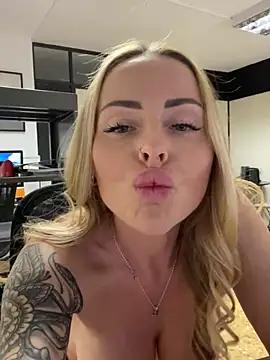 Photos of EmaSalis from StripChat is Freechat
