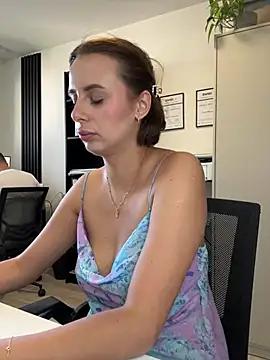 Photos of Hii_Lolla from StripChat is Freechat