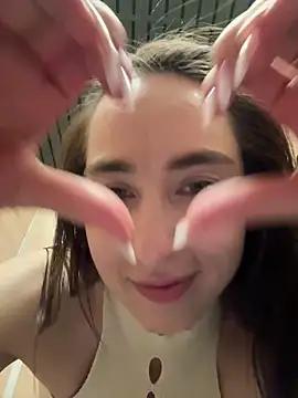 Photos of Holly_Play from StripChat is Freechat