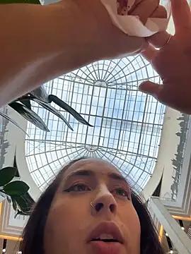 Photos of Holly_Play from StripChat is Freechat