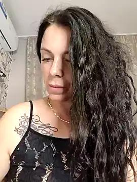 Photos of Lola_Hale from StripChat is Freechat