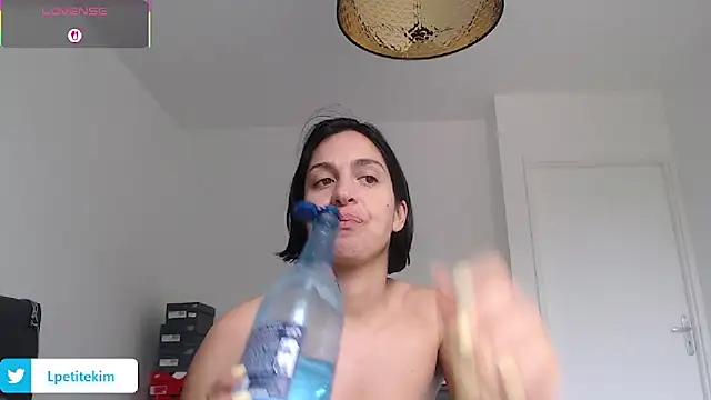 Photos of LPetitekim from StripChat is Freechat