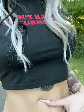 Photos of madelinexx from StripChat is Freechat
