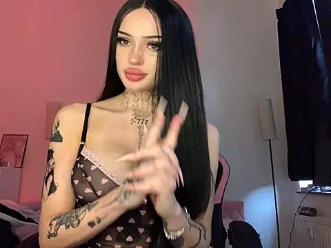Photos of madelinexx from StripChat is Freechat