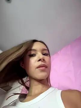 Photos of Natalia_vidal from StripChat is Freechat