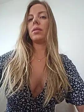 Photos of Nova-Lee from StripChat is Freechat