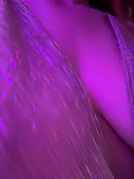 Photos of sexymelli18 from StripChat is Freechat