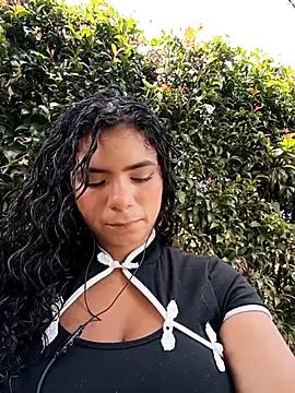 Photos of Simone_Miller from StripChat is Freechat