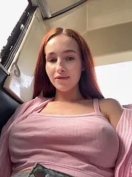 Photos of SnappyHappy from StripChat is Freechat