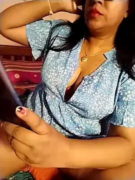 Photos of tharu_sweet from StripChat is Freechat